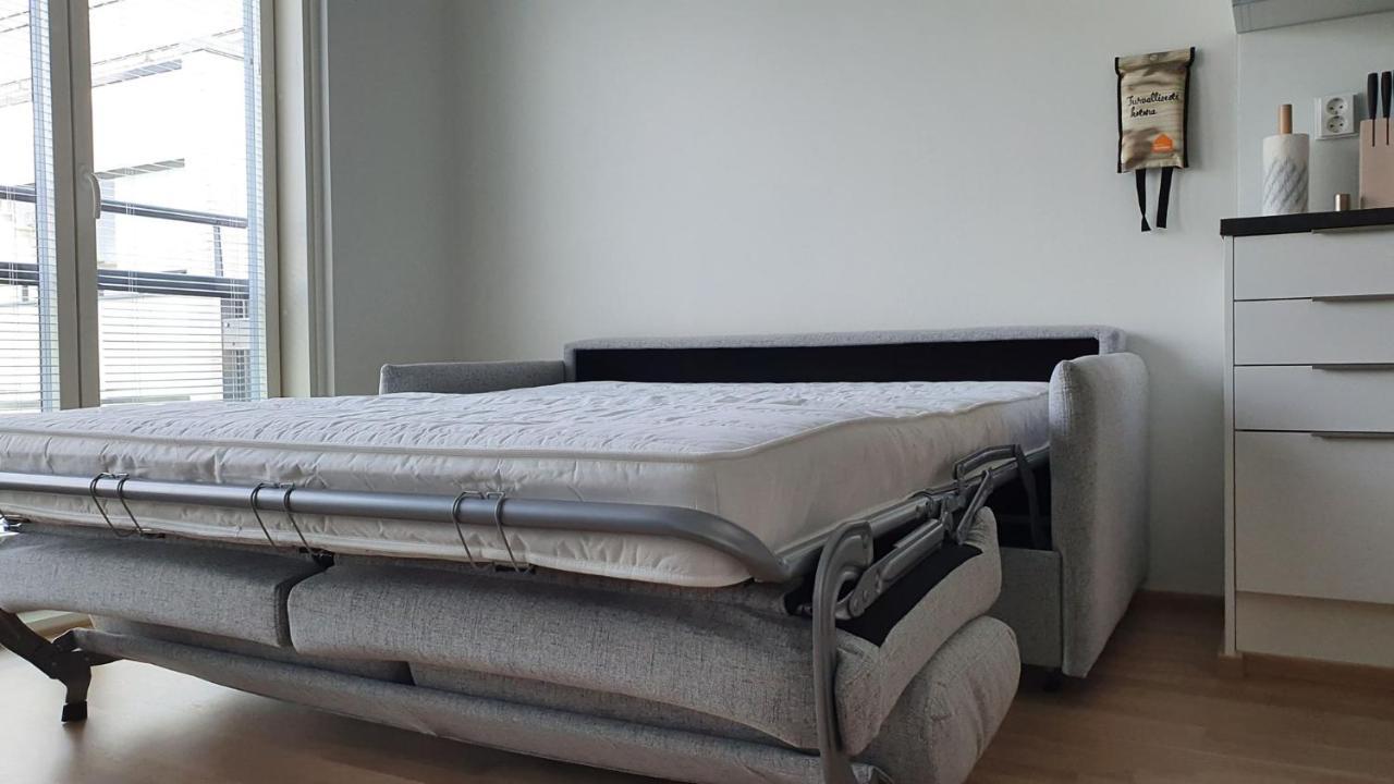 Parvekkeellinen Yksioe Keskustassa Apartman Turku Kültér fotó